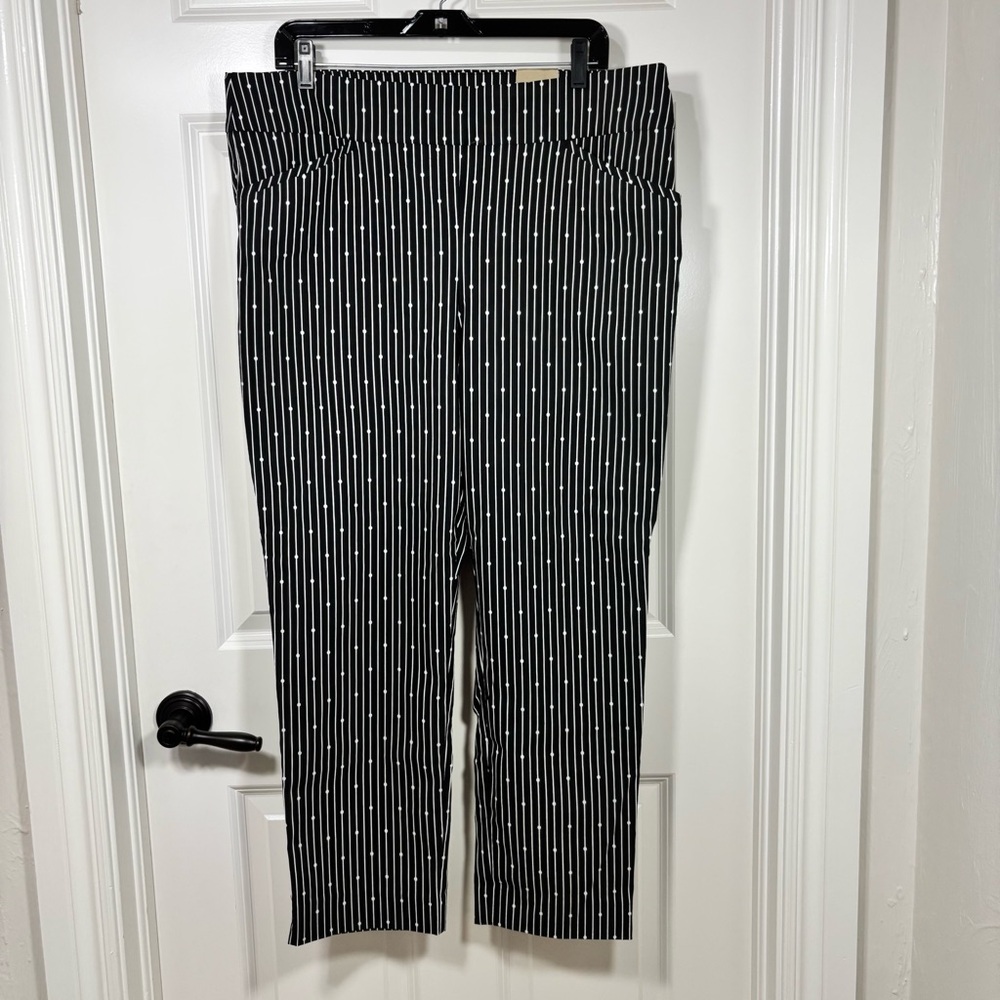 NWT Chico’s Perfect Stretch Josie Slim Ankle Pants Women’s 3 (16) Black White